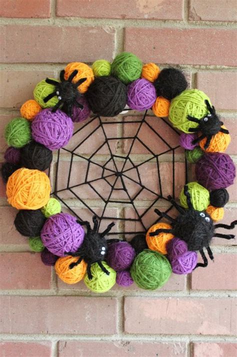 41 Amazing Ideas About Halloween Wreath For Warm Welcome