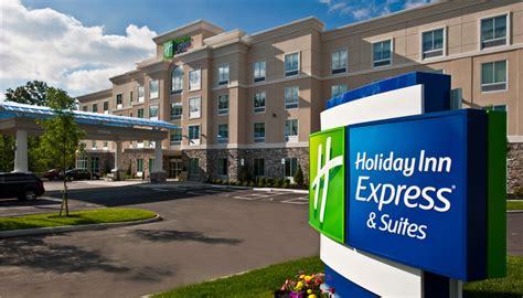 HiFive | Holiday Inn Express & Suites – Columbus, OH