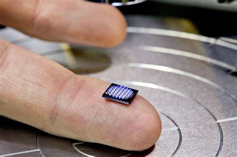 IBM just unveiled the ‘world’s smallest computer’ - Electronics-Lab.com