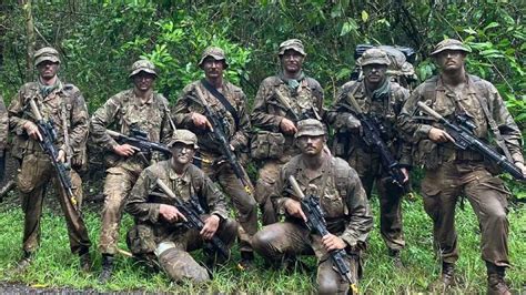 Face Off! US Marine Corps, British Commandos 'Battle It Out' During ...