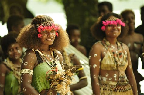 Girl from the island of Ngella in the Solomon Islands | Melanesian ...