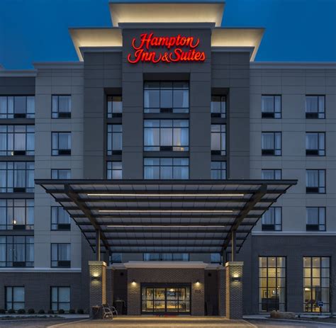 HAMPTON INN® & SUITES NEWPORT/CINCINNATI - Newport KY 275 Columbia 41071