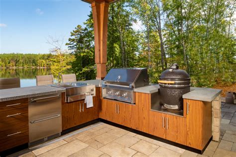 Outdoor Grill Cabinets l Trex Outdoor Kitchens