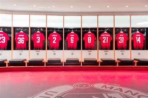 Man Utd Stadium Tour & Museum Deal : Save 20-40% Off