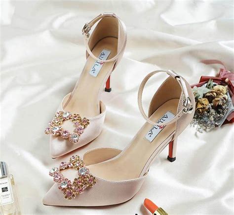 12 Types of Wedding Shoes for Bride | Happy Wedding App