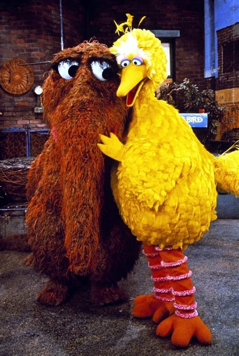 Snuffleupagus: Big Bird's Imaginary Friend - Elisha's Riddle