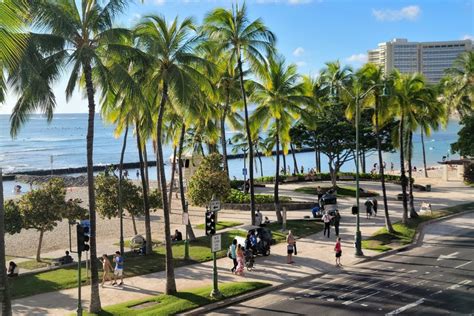 Should you stay at Waikiki Beach in Honolulu when you visit Oahu ...