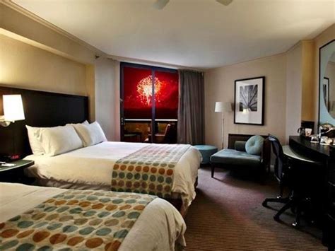 Hilton Orlando Buena Vista Palace in Orlando (FL) - Room Deals, Photos ...