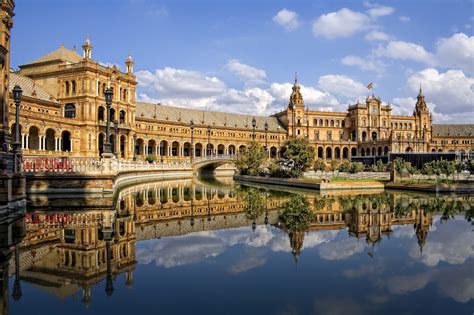 Advice on travelling to Seville,Spain with a baby or toddler or young child