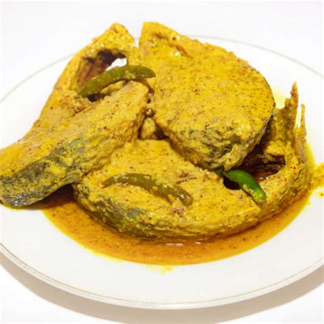 Hilsa Curry Recipe: How to Make Hilsa Curry