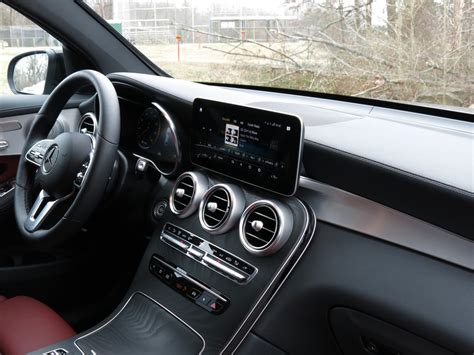 2022 Mercedes-Benz GLC-Class: 238 Interior Photos | U.S. News