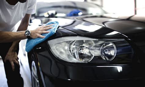 How to Detail a Car Exterior (Step-by-Step Guide)