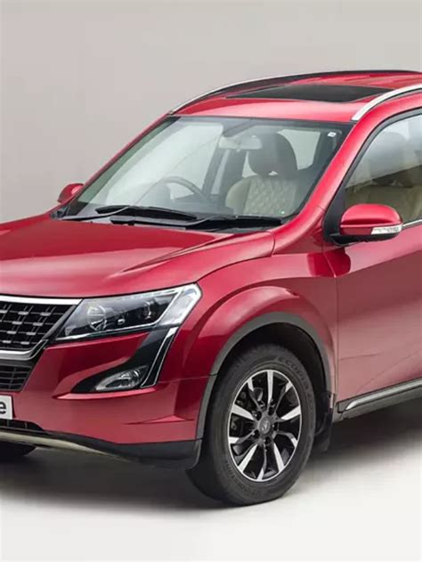 The Mahindra XUV500: A Bold and Muscular SUV