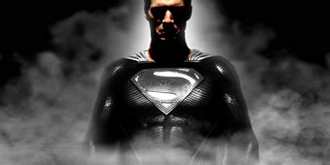 Black-Suit Superman Cuts Loose in Zack Snyder's Justice League Teaser