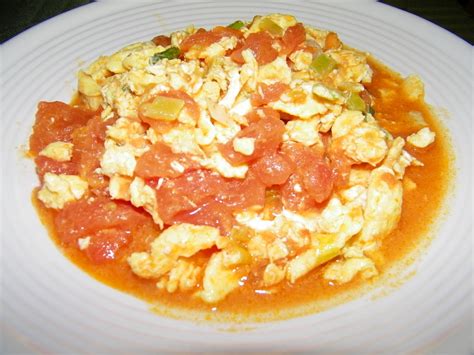 Little Bellevue Kitchen: Tomato Fried Egg