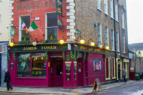 10 Most Iconic Pubs in Dublin - Where to Enjoy a Pint in a Traditional ...