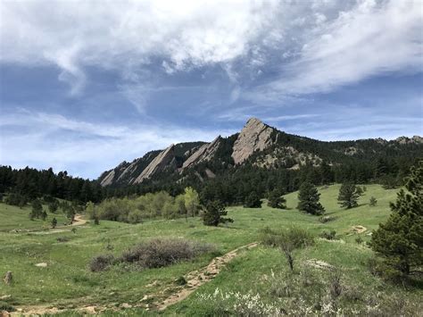 10+ Best Hikes In Boulder Colorado & Nearby Day Hikes