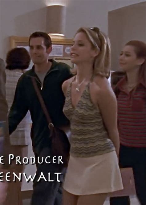 buffy summers outfit | Buffy summers, Prom, Prom dresses