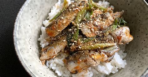 Quick & Easy Canned Sardines Rice Bowl Recipe by Hiroko Liston - Cookpad