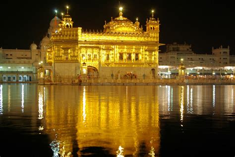 Travel as you like in India - Travel Blog: Top 15 Religious Places in India