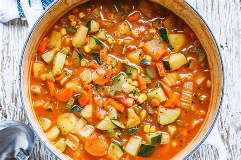 Vegetable Soup Recipe – Homemade Vegetable Soup — Eatwell101