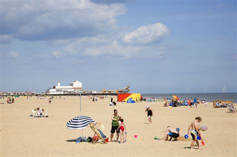 Coach Holidays To Great Yarmouth - Alfa Travel