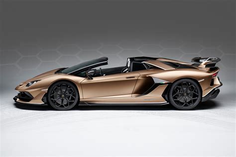 Lamborghini Aventador SVJ Roadster Revealed Ahead of Geneva Debut ...