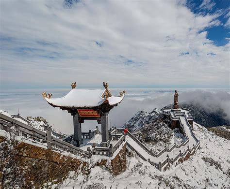 Snow in Sapa: A rare spectacle in Vietnam