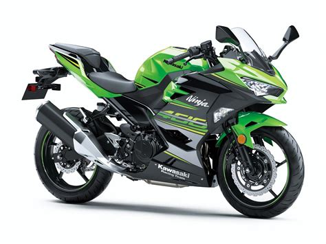 Kawasaki Ninja 400 Debuts for 2018