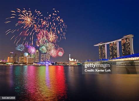 288 Marina Bay Fireworks Stock Photos, High-Res Pictures, and Images ...