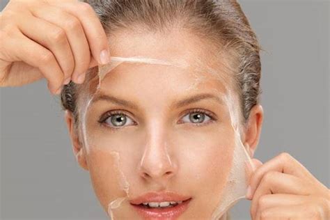 DIY Peel-Off Face Masks: 8 Recipes and Uses - Mask Natural