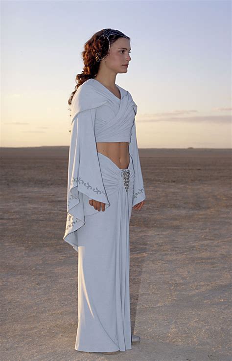 Padmé Tatooine dress | Star wars outfits, Star wars fashion, Star wars ...