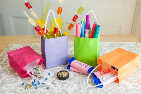 Ideas for Kids Birthday Party Gift Bags (with Pictures) | eHow