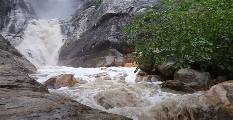 Hiker Documents Slot Canyon Flash Flood In Real-Time | Unofficial Networks