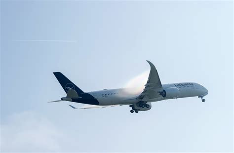 Lufthansa Airbus A350 Remains Stuck In Angola 4 Days After Diversion