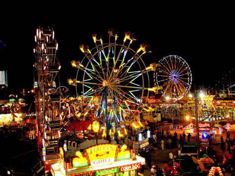 Carnivals & Fairs at night ... | Ride at night at the County Fair ...