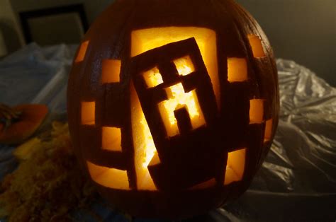 Minecraft Creeper | Pumpkin carving, Halloween pumpkin carving stencils ...