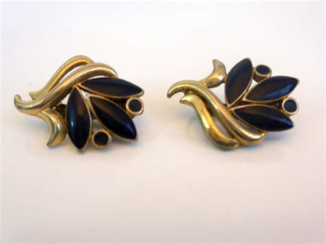 Vintage Trifari Earrings - Gold and Black Cluster Juliana Style Clip On ...