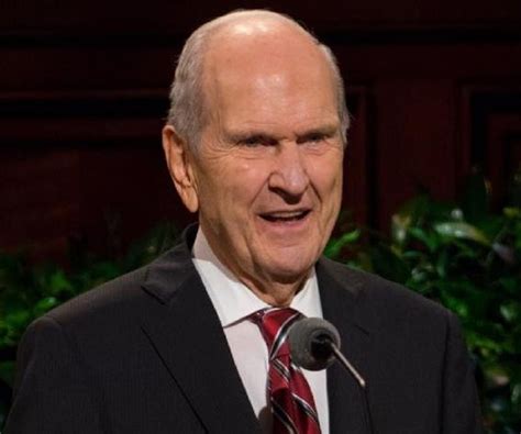 Russell M. Nelson Biography - Facts, Childhood, Family Life & Achievements