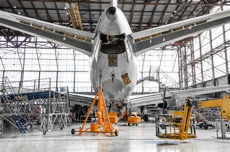 5 Tips For Aircraft Hangar Maintenance | My Decorative