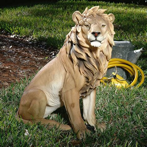 Outdoor Lion Statue Sculpture Elegant Home Decor Royal Garden Art King ...