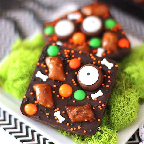 Halloween Chocolate Candy Bars – Sprinkle Bee Sweet