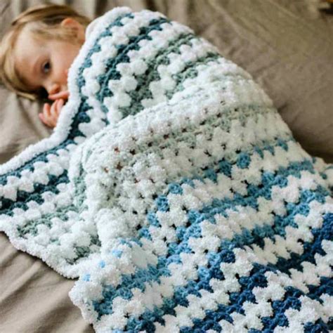 20 Easy Double Crochet Baby Blanket Patterns Free - Crochet Me