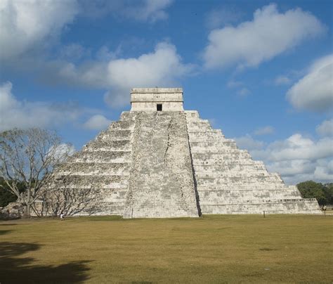 El Castillo | pyramid, Chichén Itzá, Mexico | Britannica