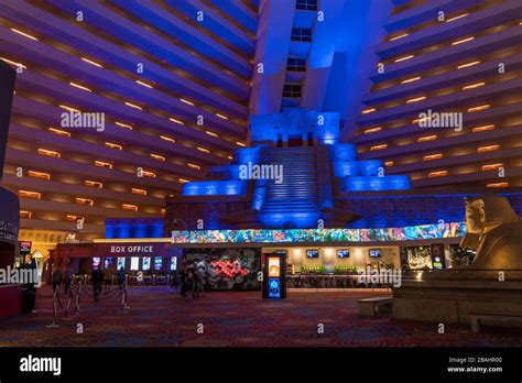 Luxor pyramid las vegas hi-res stock photography and images - Alamy