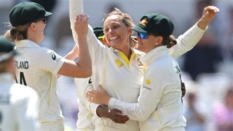 Australia beat England by 89 runs in Ashes Test - as it happened ...