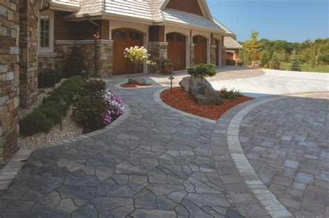 5 Elegant and Awe-Inspiring Driveway Paving Ideas