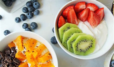 Greek Yogurt Breakfast Bowls with Toppings – Modern Honey