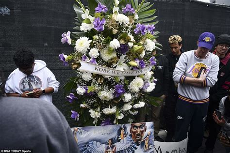 LeBron James and the LA Lakers pay tribute to Kobe Bryant - The Great ...