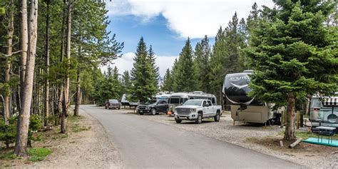 A Guide to Campgrounds in Yellowstone National Park - Outdoor Project